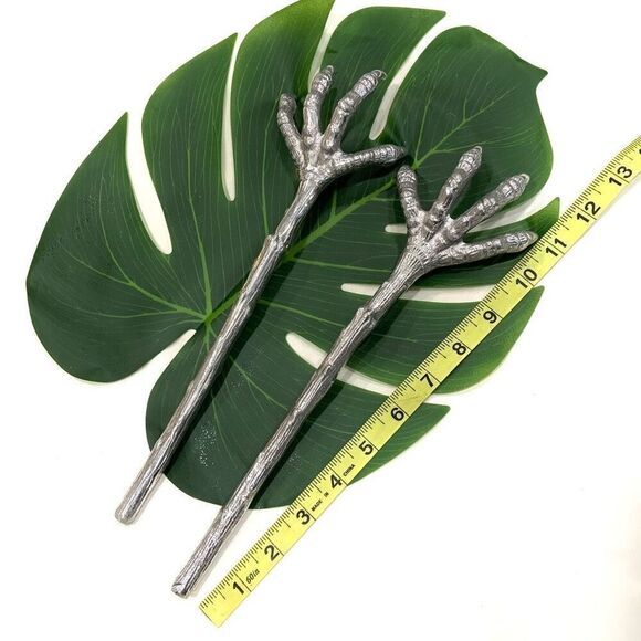 Raptor Claws Salad Tongs - Picture 5 of 5